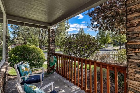 Tiny photo for 3626 SW 29th Street, Redmond, OR 97756 (MLS # 220220101)