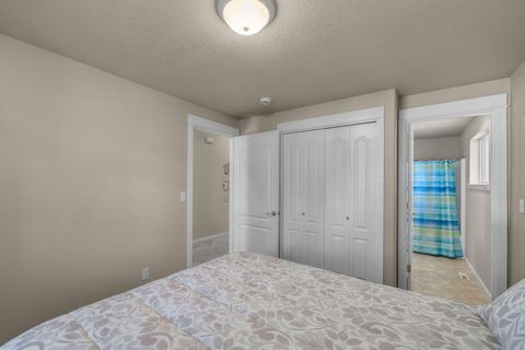 Tiny photo for 3626 SW 29th Street, Redmond, OR 97756 (MLS # 220220101)