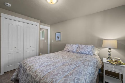 Tiny photo for 3626 SW 29th Street, Redmond, OR 97756 (MLS # 220220101)