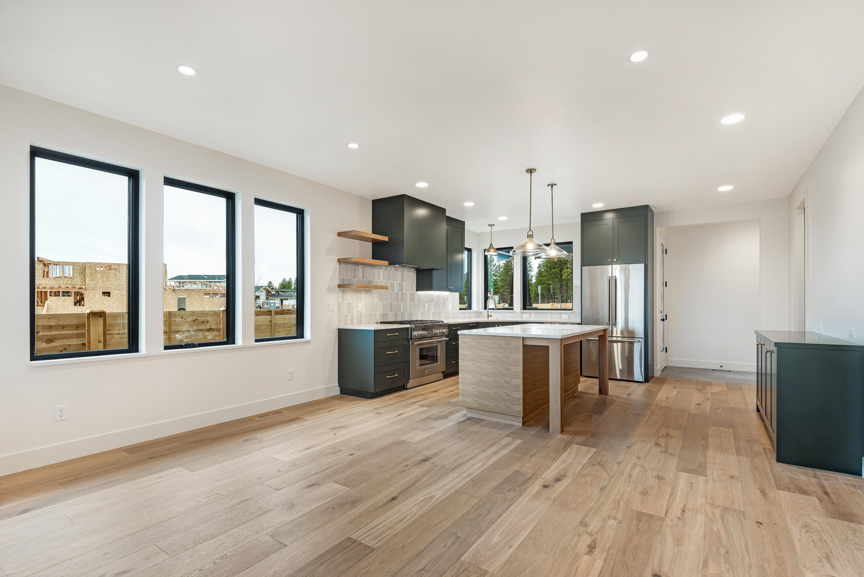 Discovery West Phase 4 - Residential