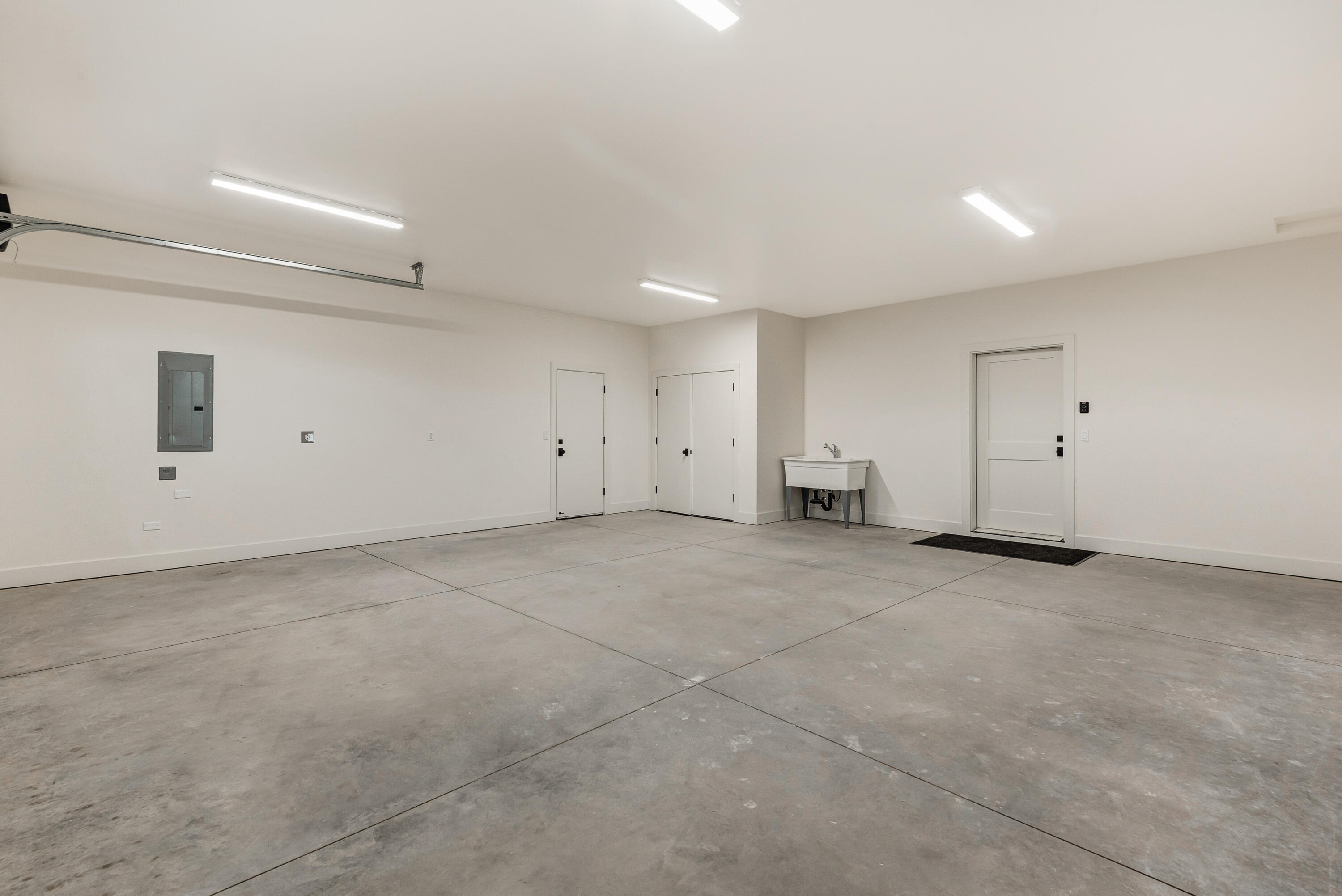 Discovery West Phase 4 - Residential