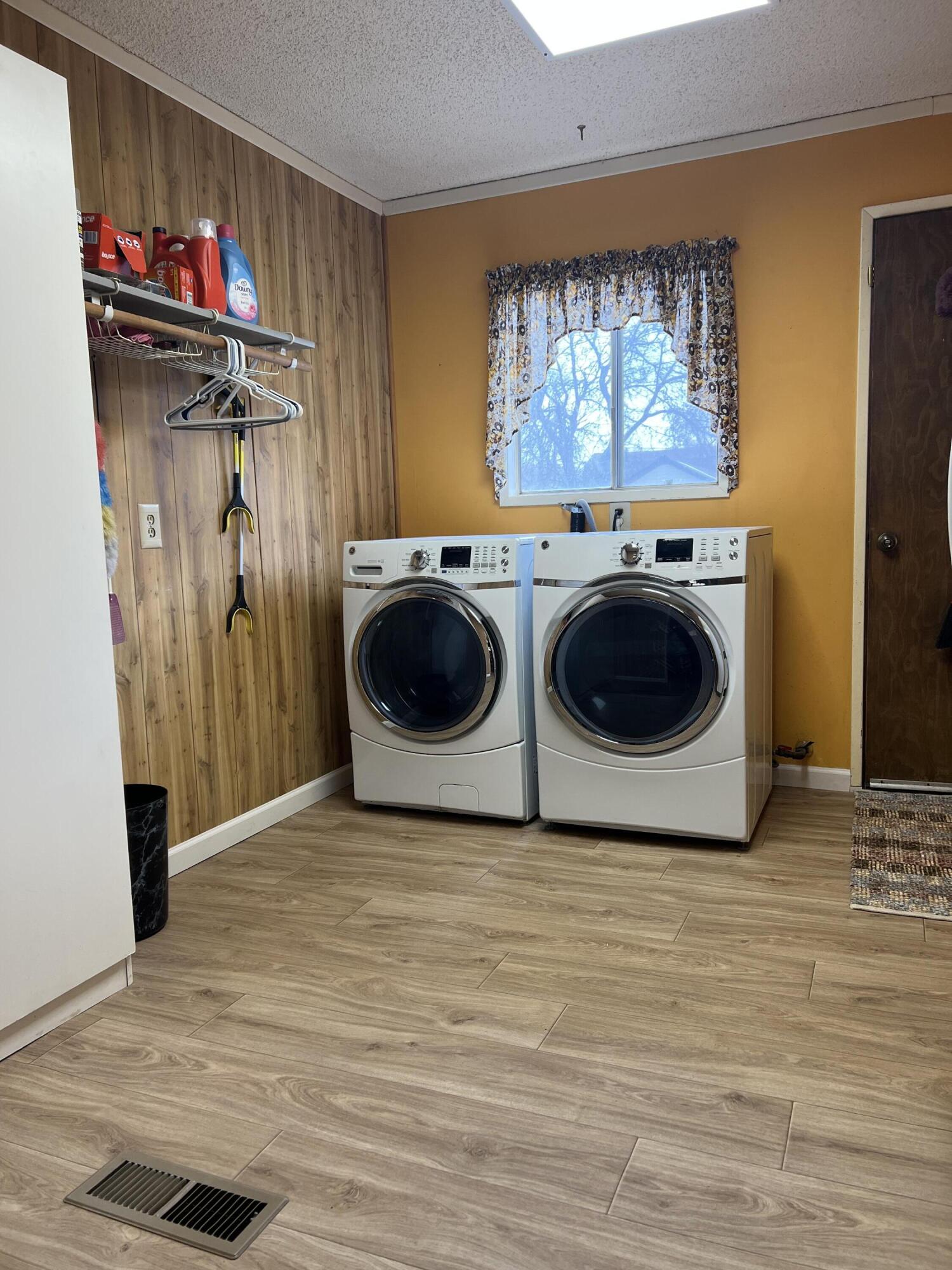 Altamont Acres - Residential