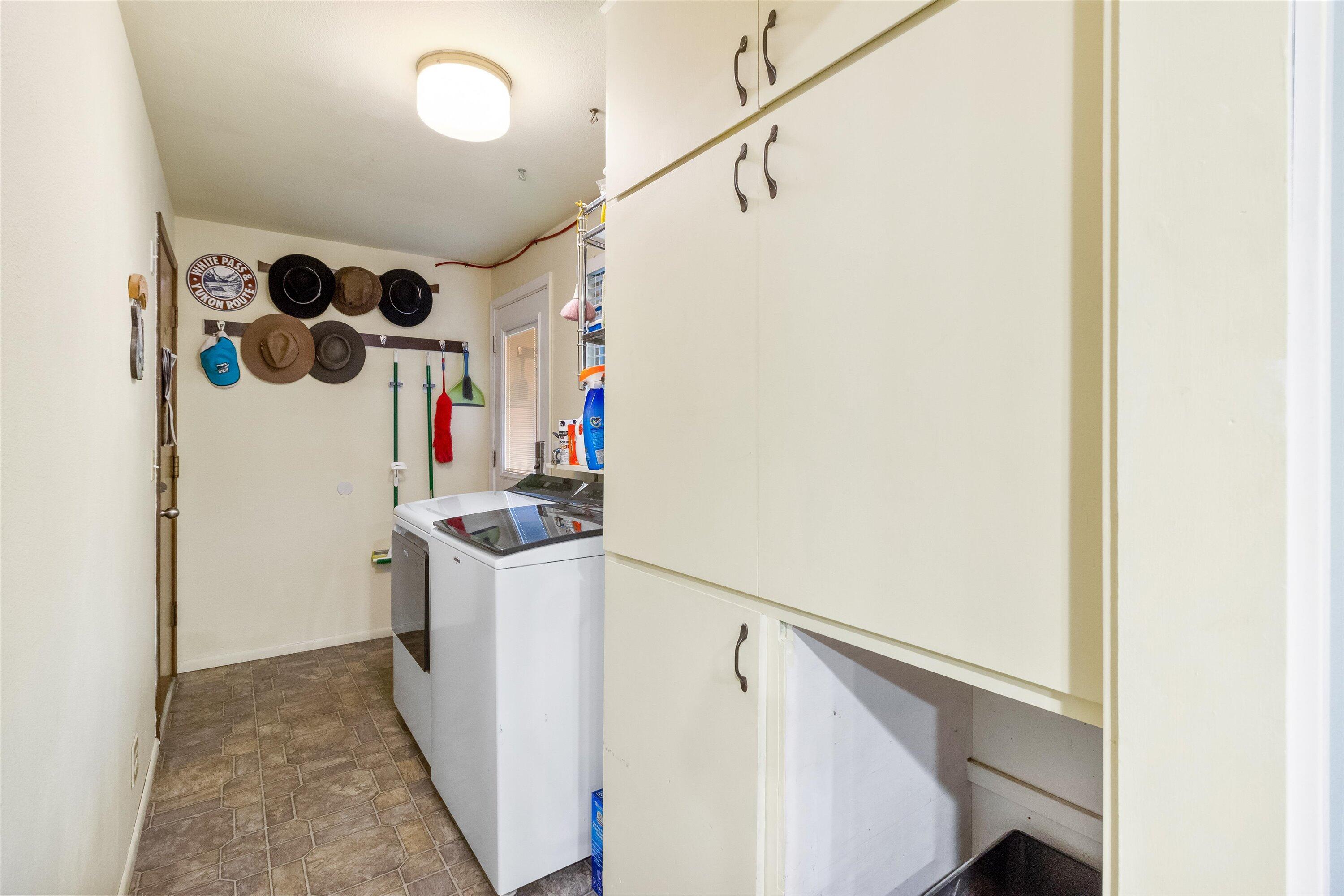 Knollwood Country Estates - Residential