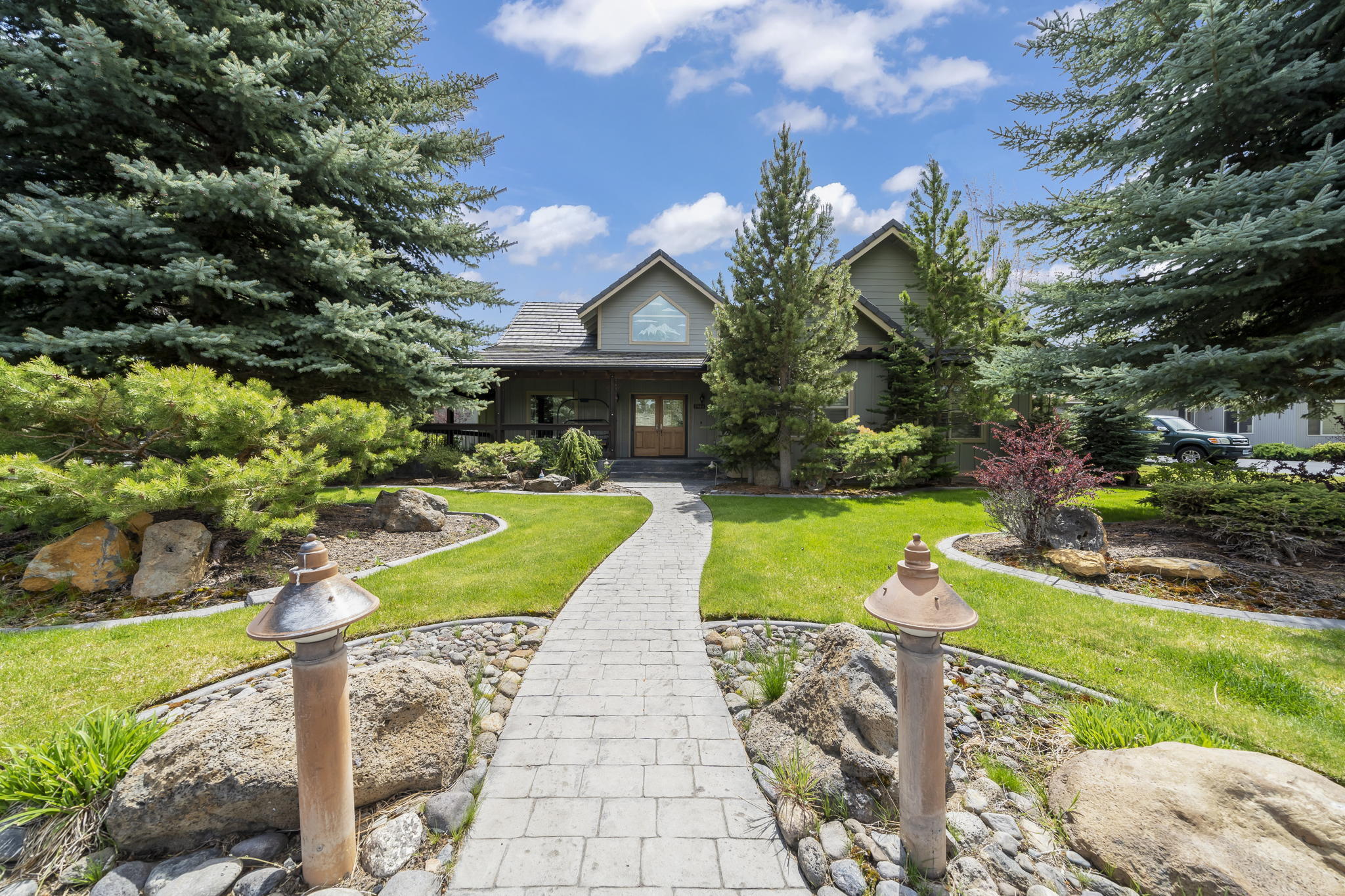 Mtn Gate - Residential