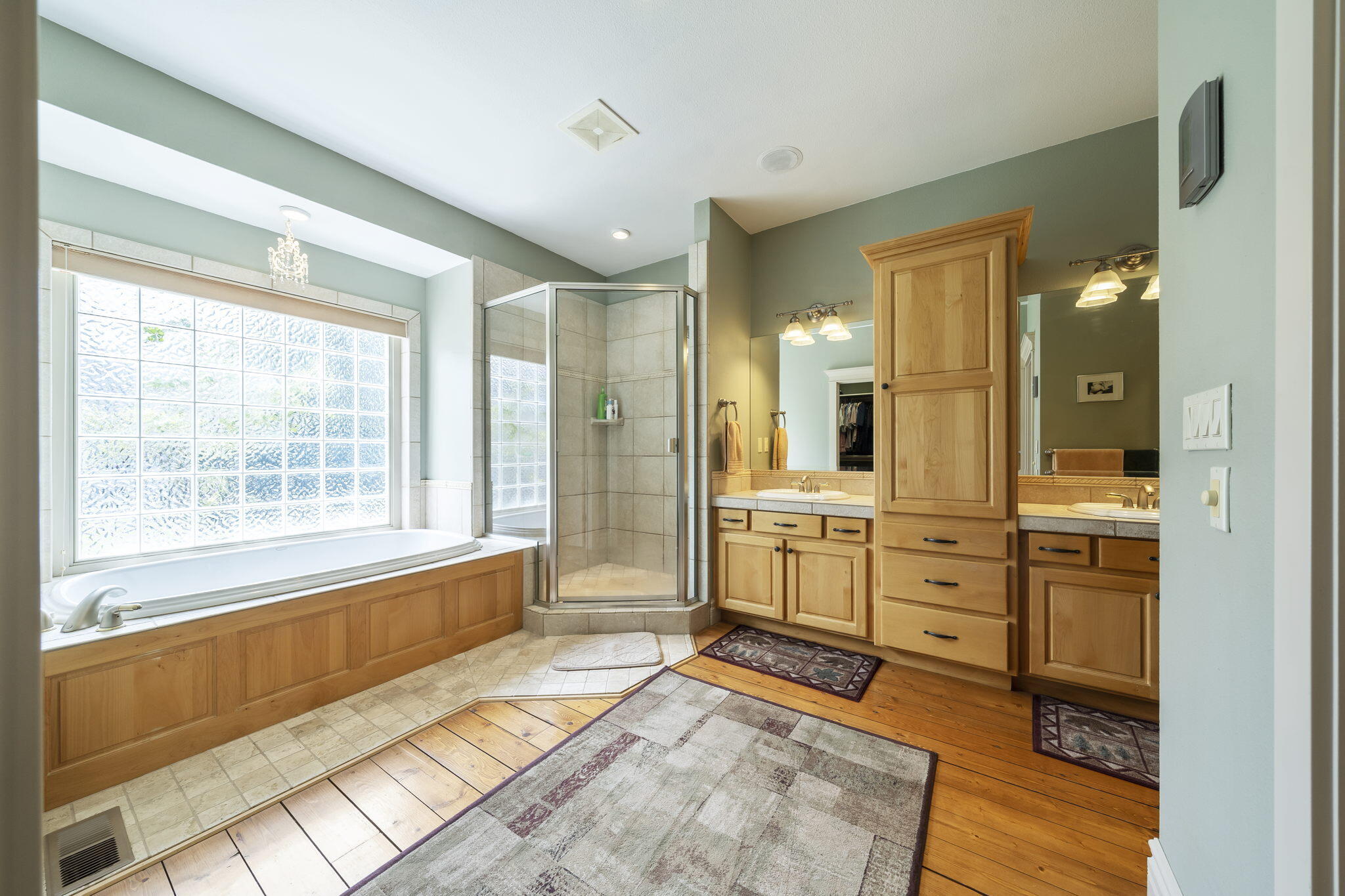 Mtn Gate - Residential