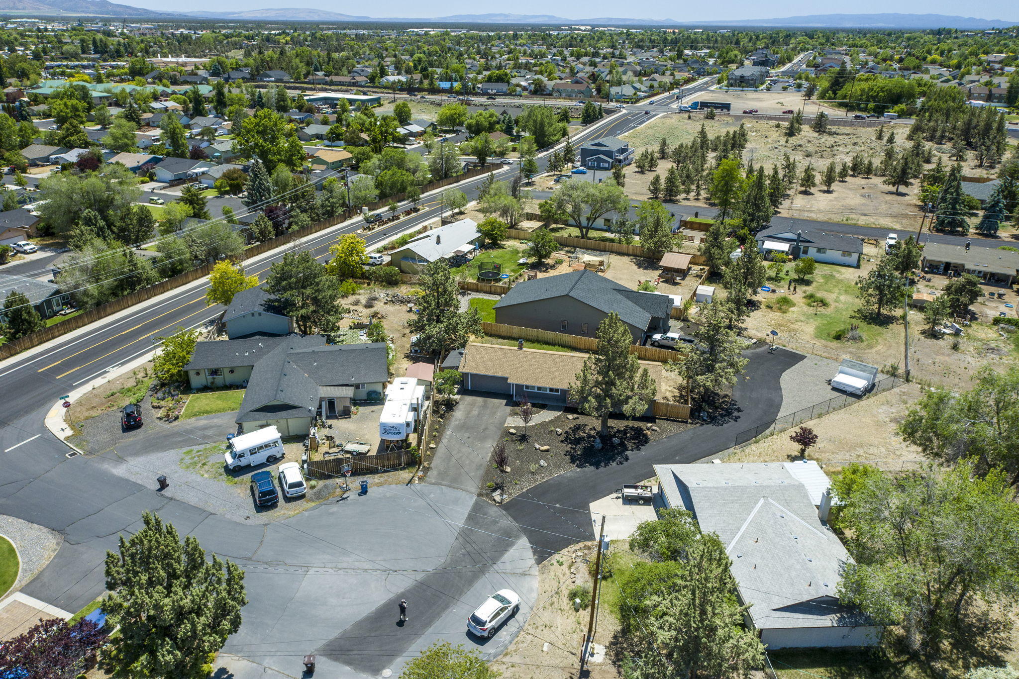 Meadowbrook Estate - Residential