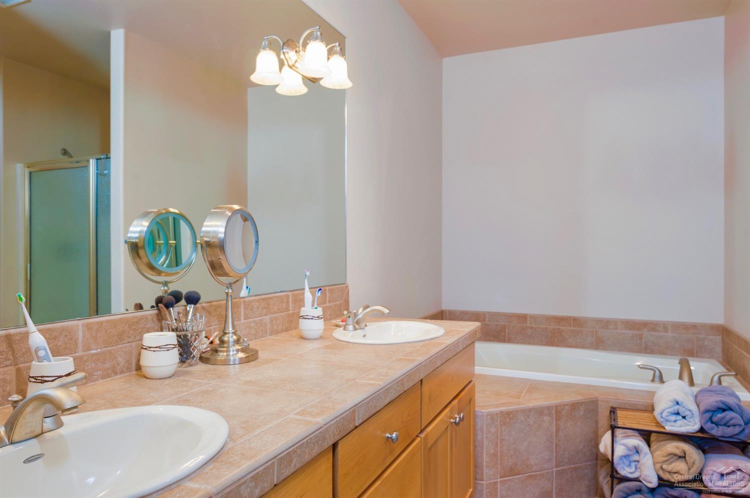 Eagle Crest - Residential