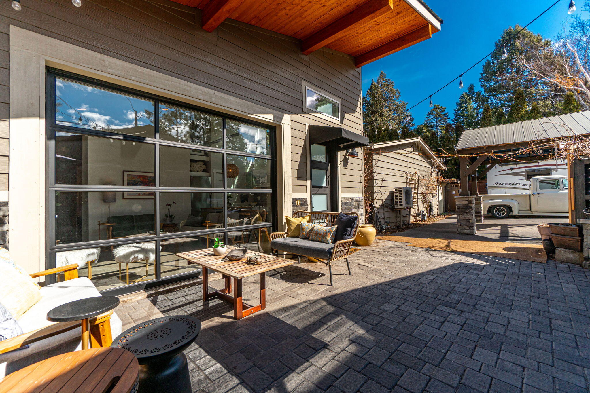 Wiestoria - Residential Income