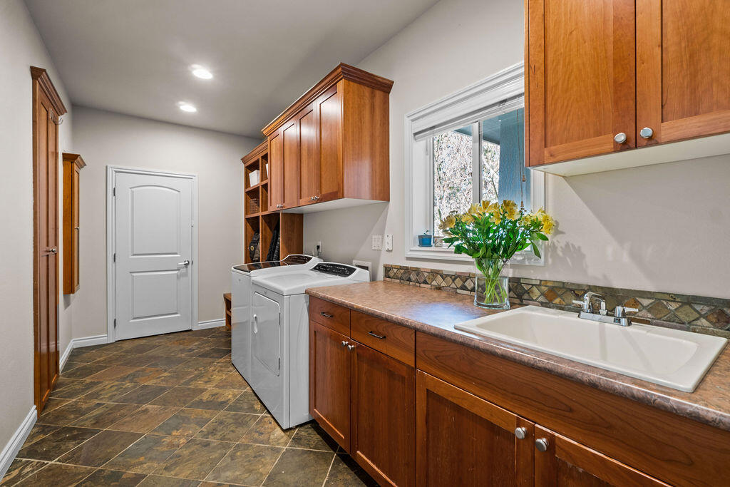 Awbrey Glen - Residential