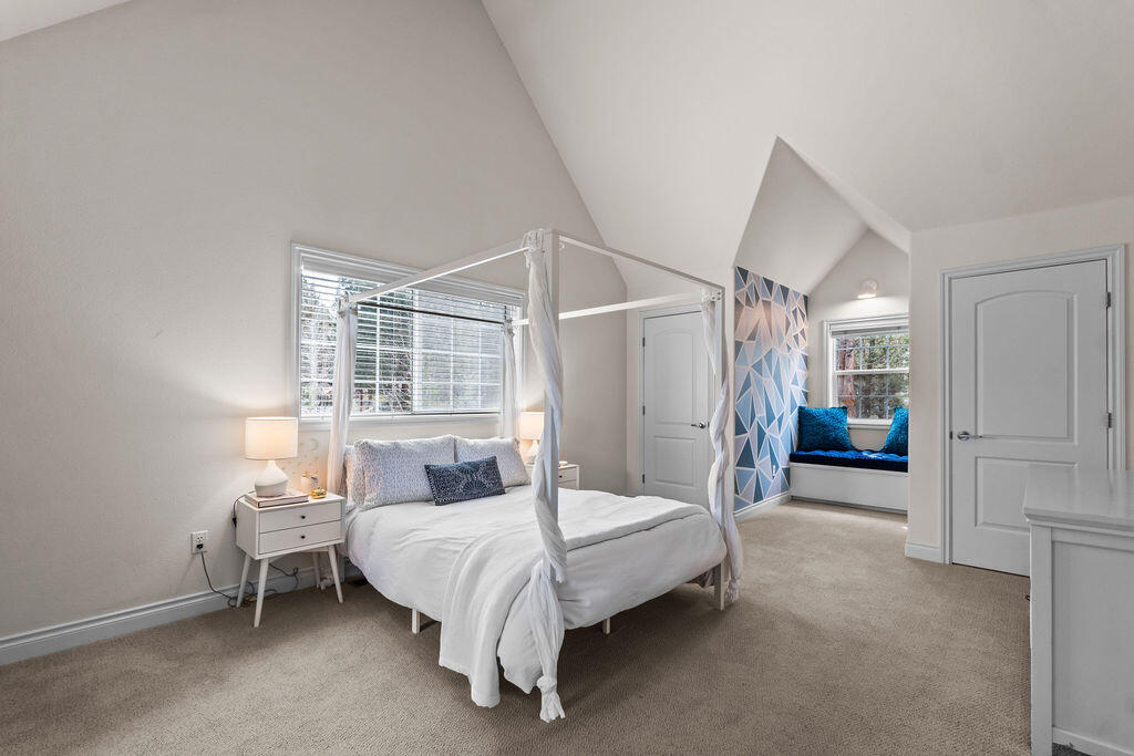 Awbrey Glen - Residential