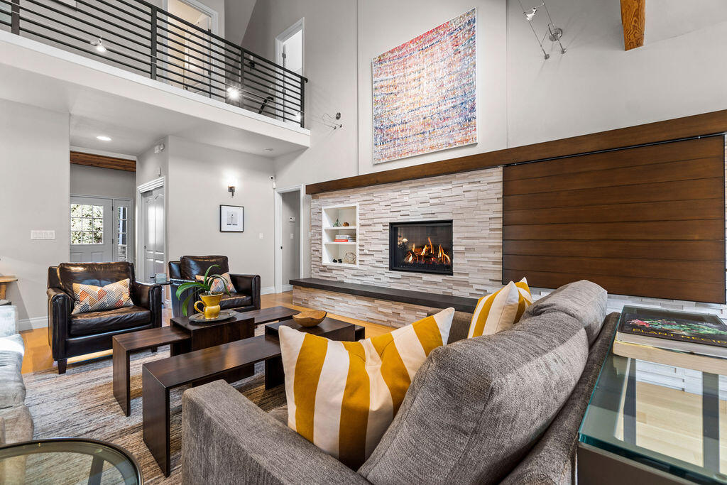 Awbrey Glen - Residential