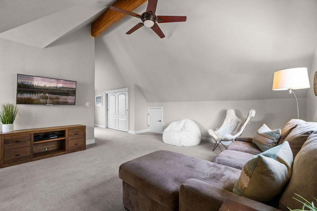 Awbrey Glen - Residential