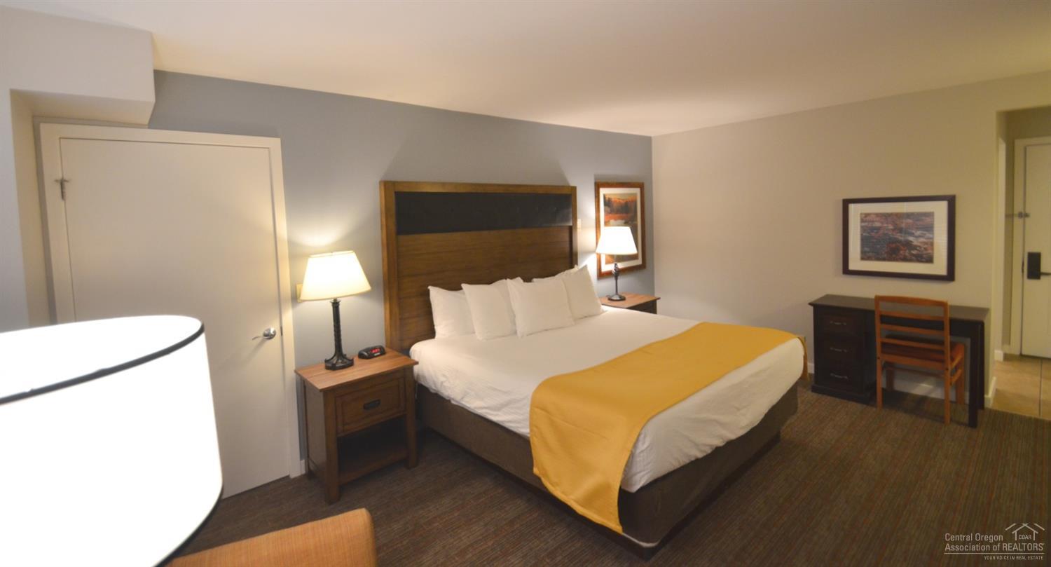 Inn Of The 7th - Residential