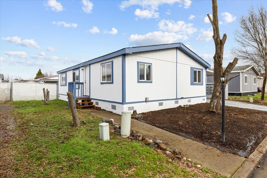 Step into this beautifully remodeled home with so much to show! This home offers 3 bedrooms and 2 full bathrooms with almost 1,200 sq. ft. with a sizable lot with lots of room for activities! It features brand-new flooring, fresh paint inside and out, stylish cabinetry, gleaming new appliances, and updated fixtures, a sleek sink, and a new bathroom vanity, and more! The landscape has also been revamped to a clean slate! This is more than a home; it's a fresh start, waiting for you to make it your own!