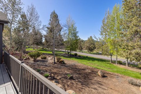 Tiny photo for 4934 Horned Lark Drive, Klamath Falls, OR 97601 (MLS # 220217813)