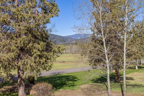 Tiny photo for 4934 Horned Lark Drive, Klamath Falls, OR 97601 (MLS # 220217813)