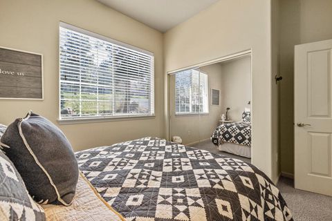 Tiny photo for 4934 Horned Lark Drive, Klamath Falls, OR 97601 (MLS # 220217813)