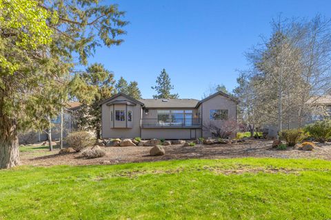 Tiny photo for 4934 Horned Lark Drive, Klamath Falls, OR 97601 (MLS # 220217813)
