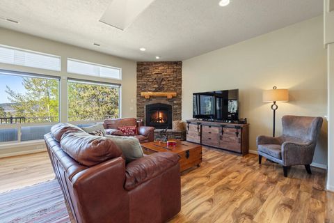 Tiny photo for 4934 Horned Lark Drive, Klamath Falls, OR 97601 (MLS # 220217813)