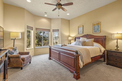 Tiny photo for 4934 Horned Lark Drive, Klamath Falls, OR 97601 (MLS # 220217813)