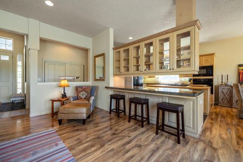 Tiny photo for 4934 Horned Lark Drive, Klamath Falls, OR 97601 (MLS # 220217813)