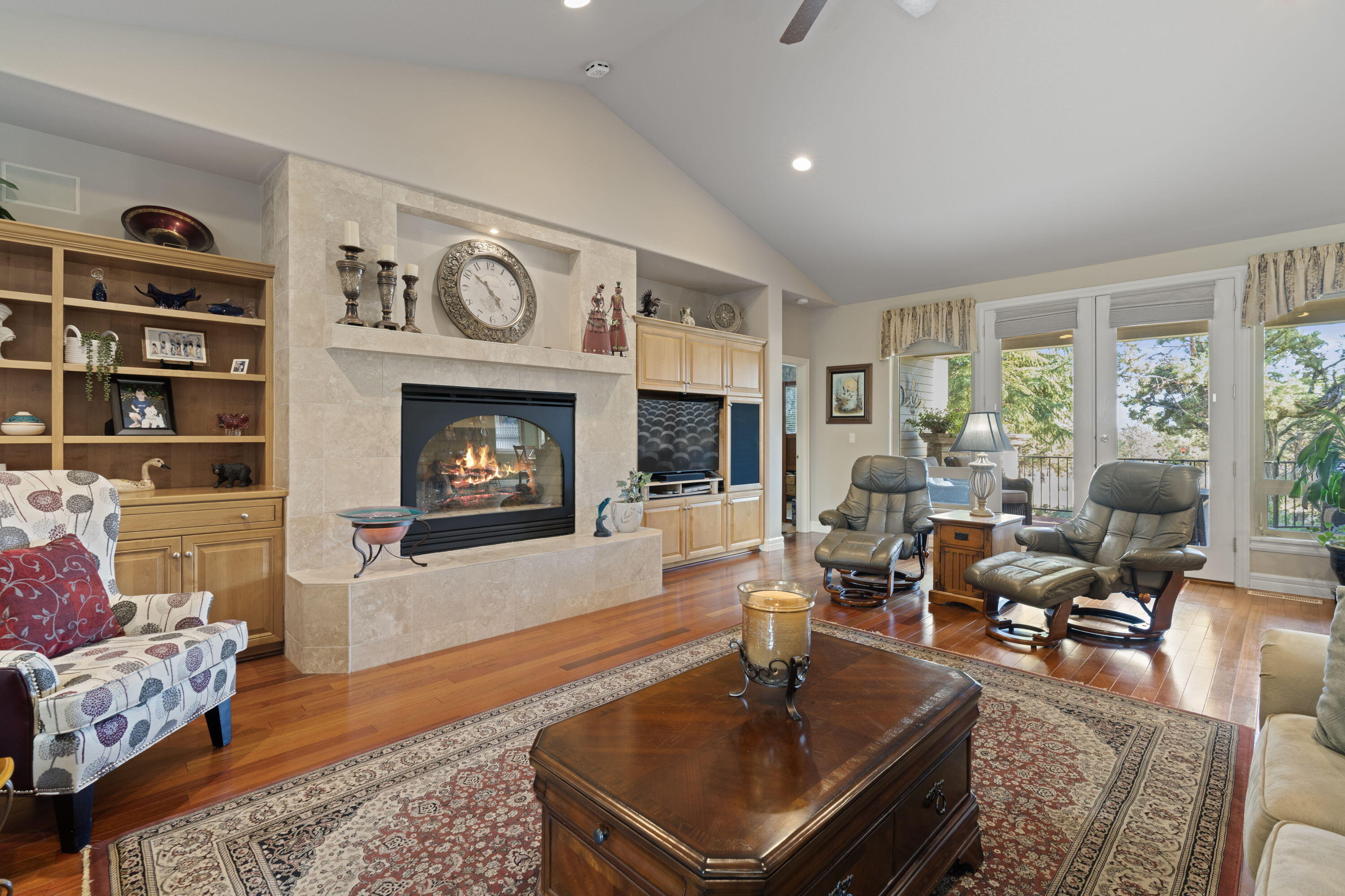 Eagle Crest - Residential