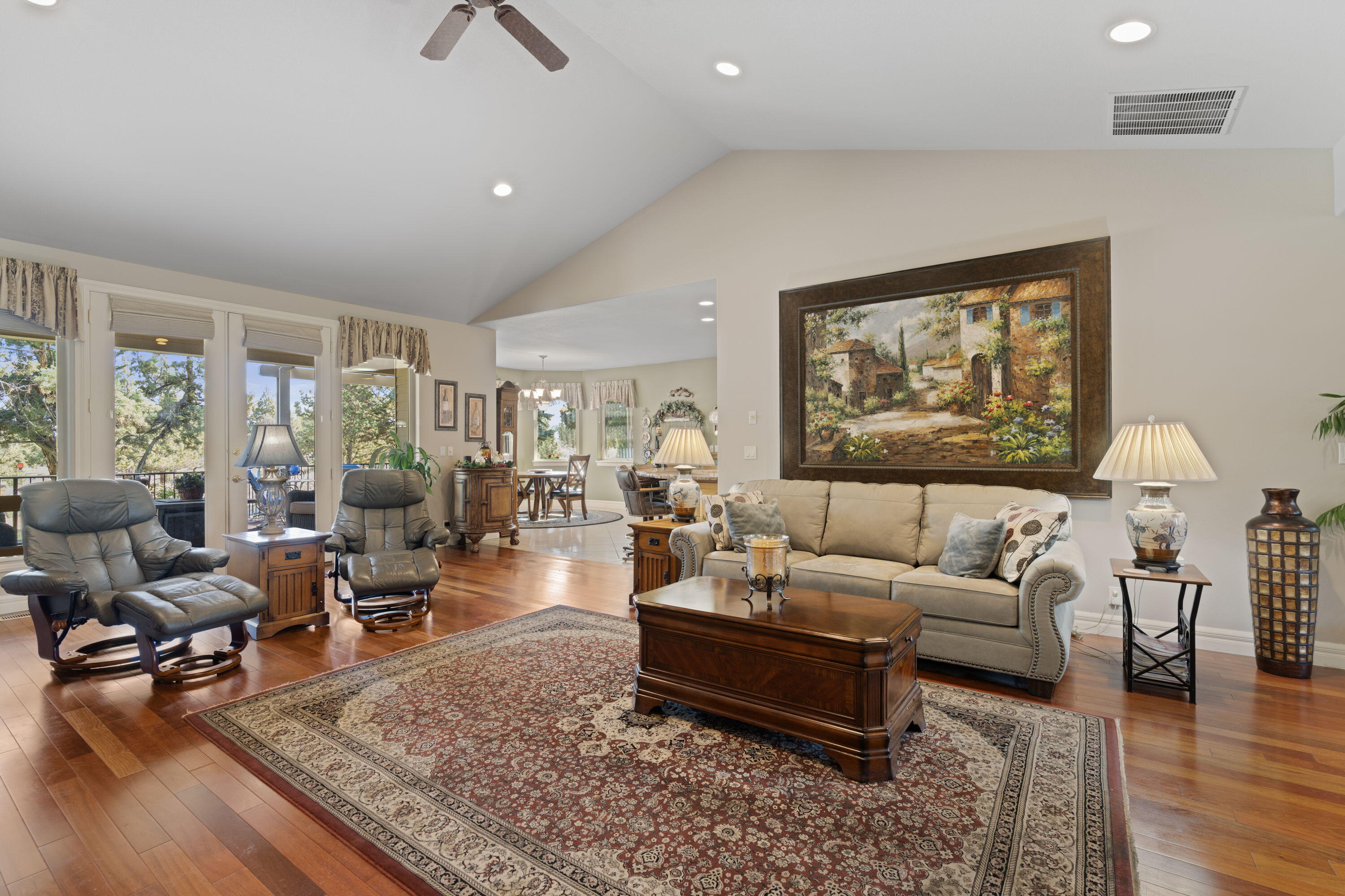 2338 Condor Drive