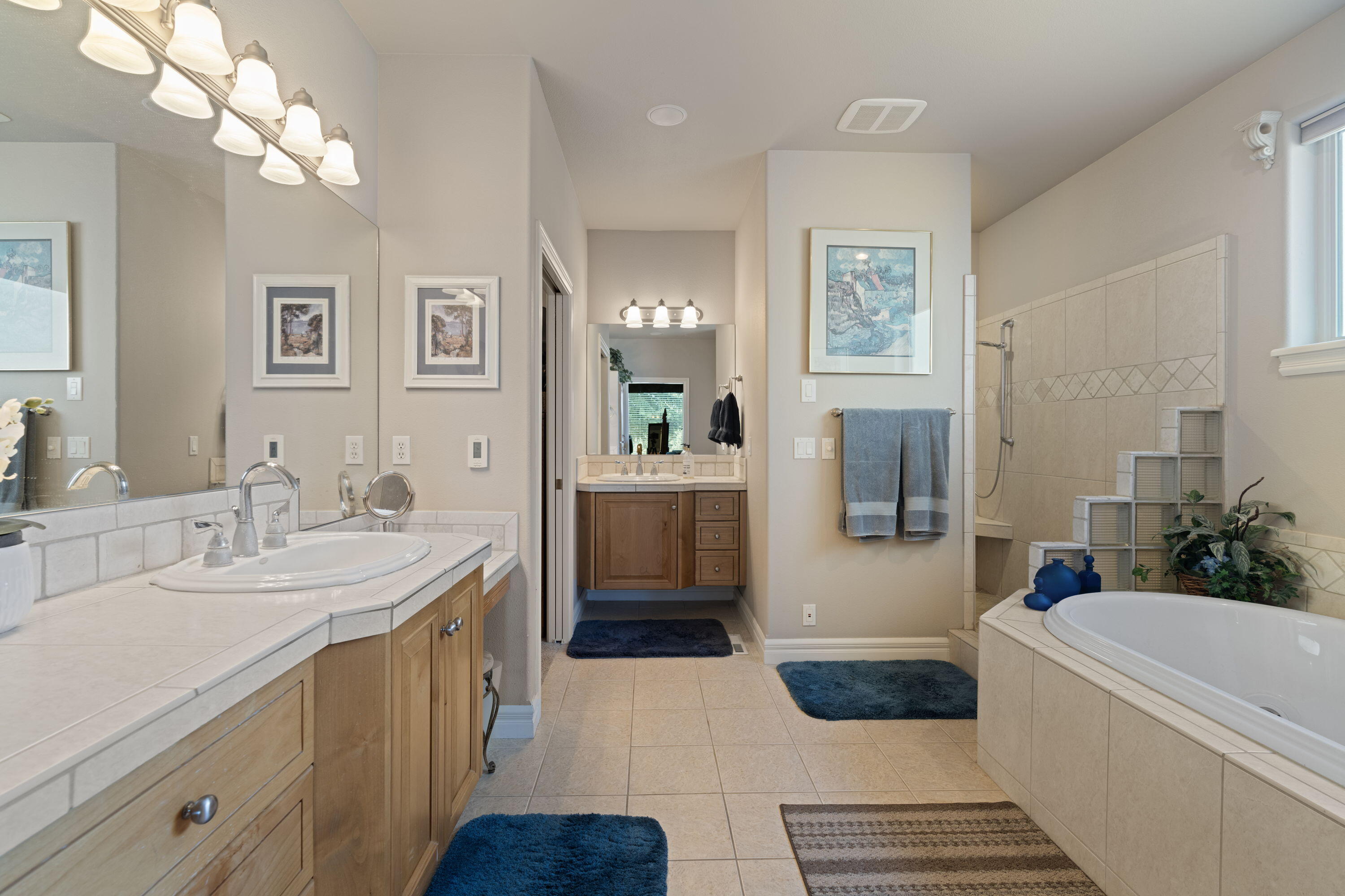 Eagle Crest - Residential