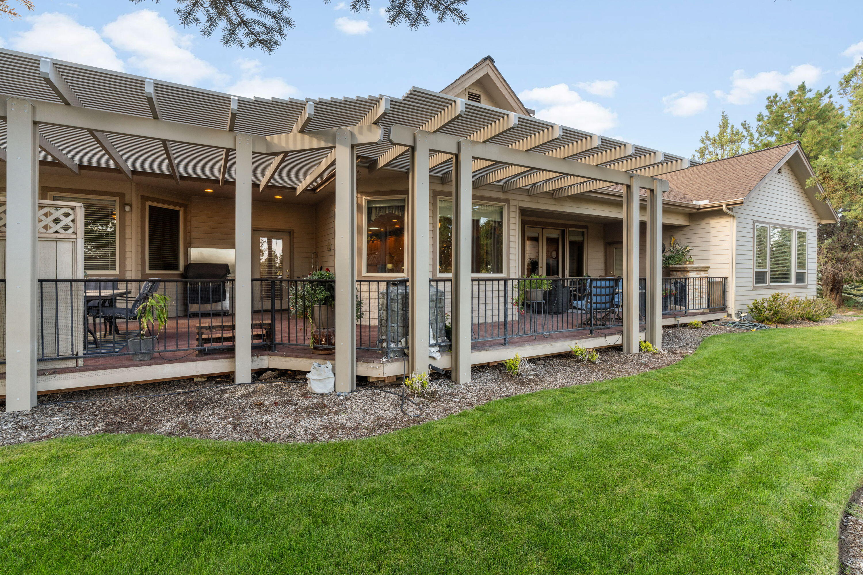 Eagle Crest - Residential