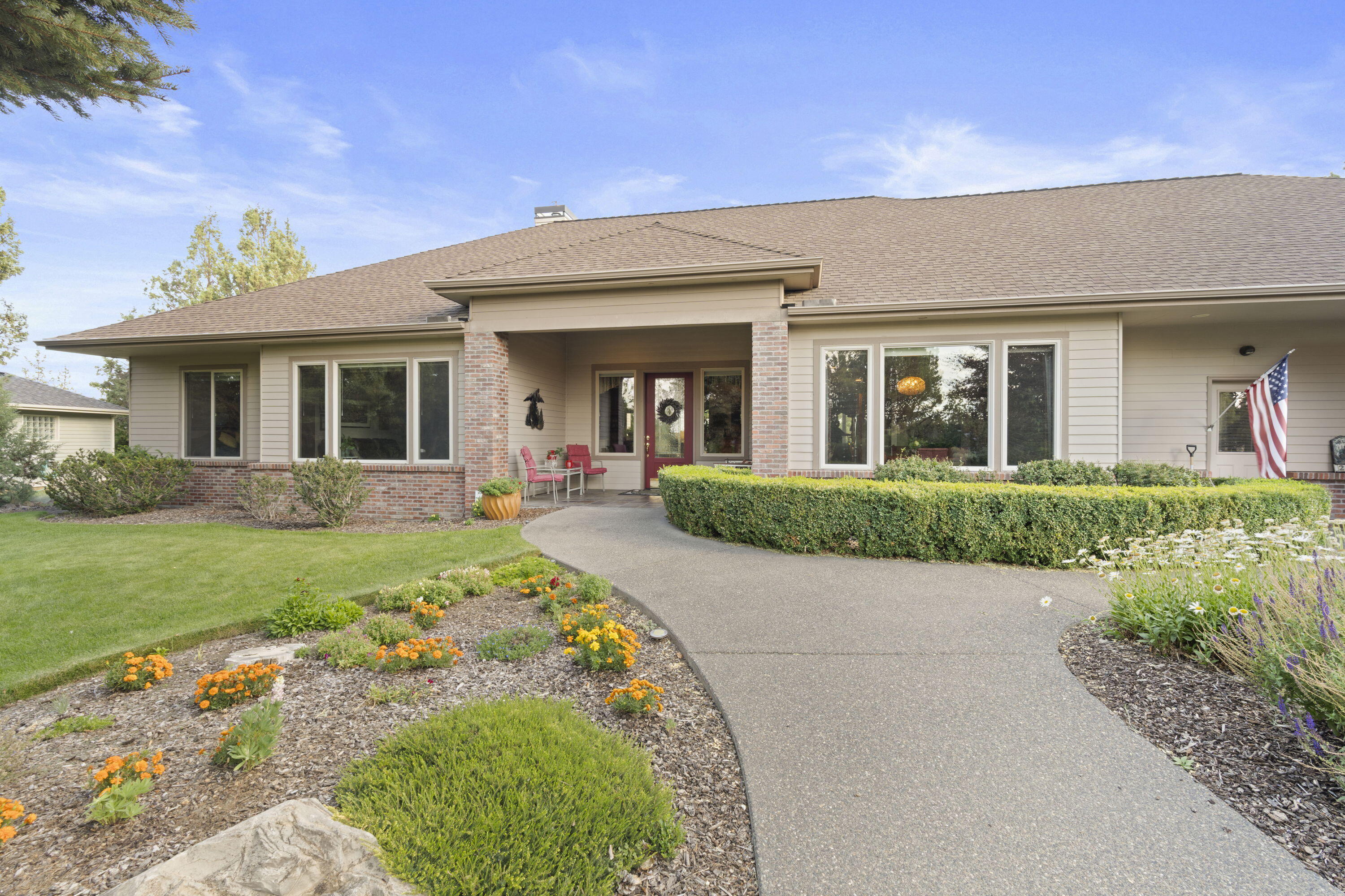 Eagle Crest - Residential