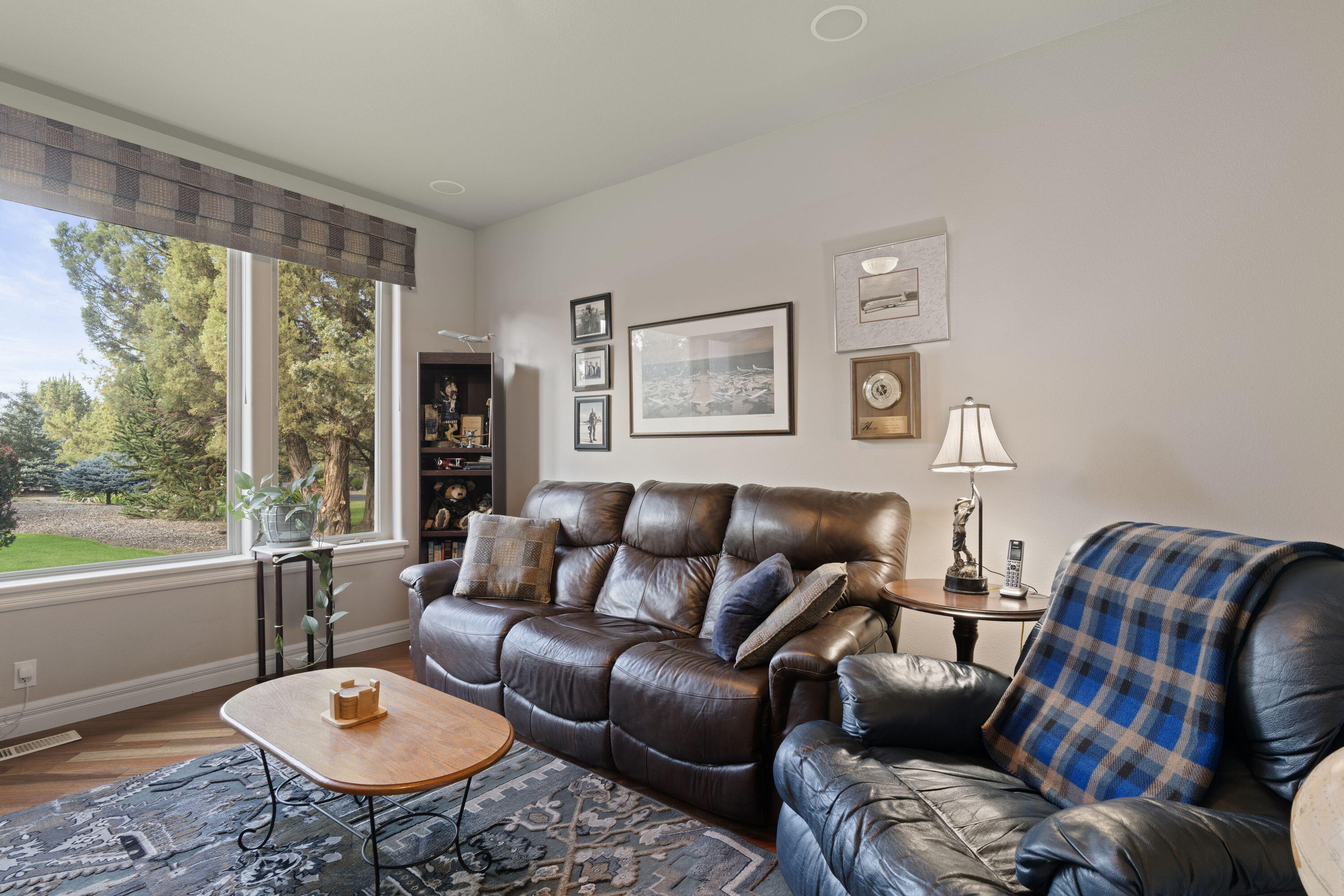 Eagle Crest - Residential