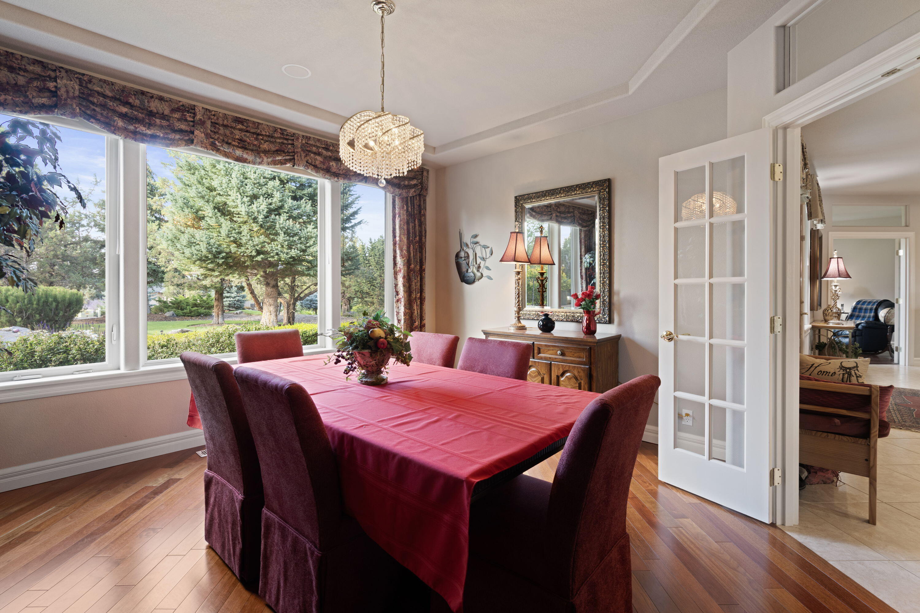 Eagle Crest - Residential