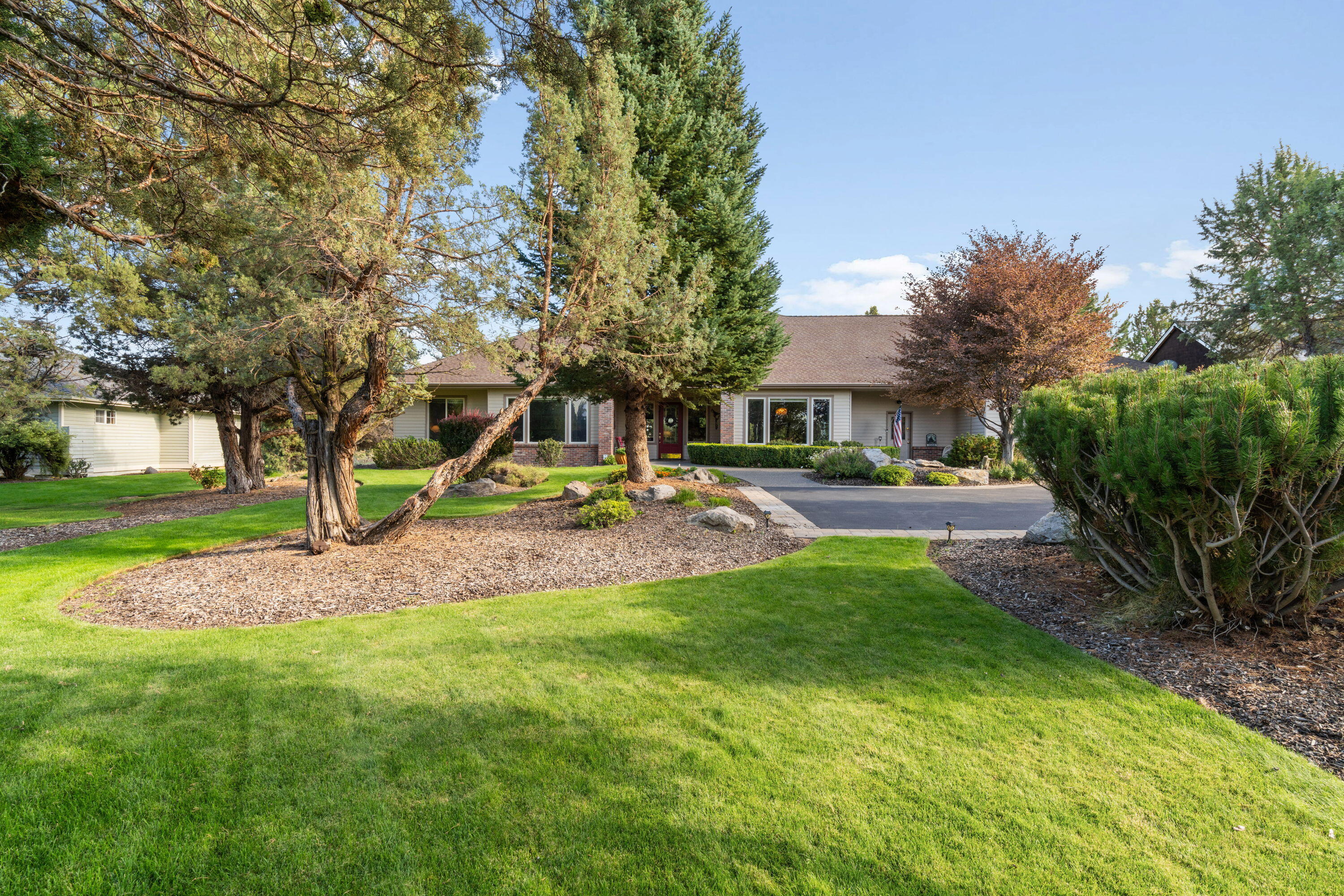 Eagle Crest - Residential