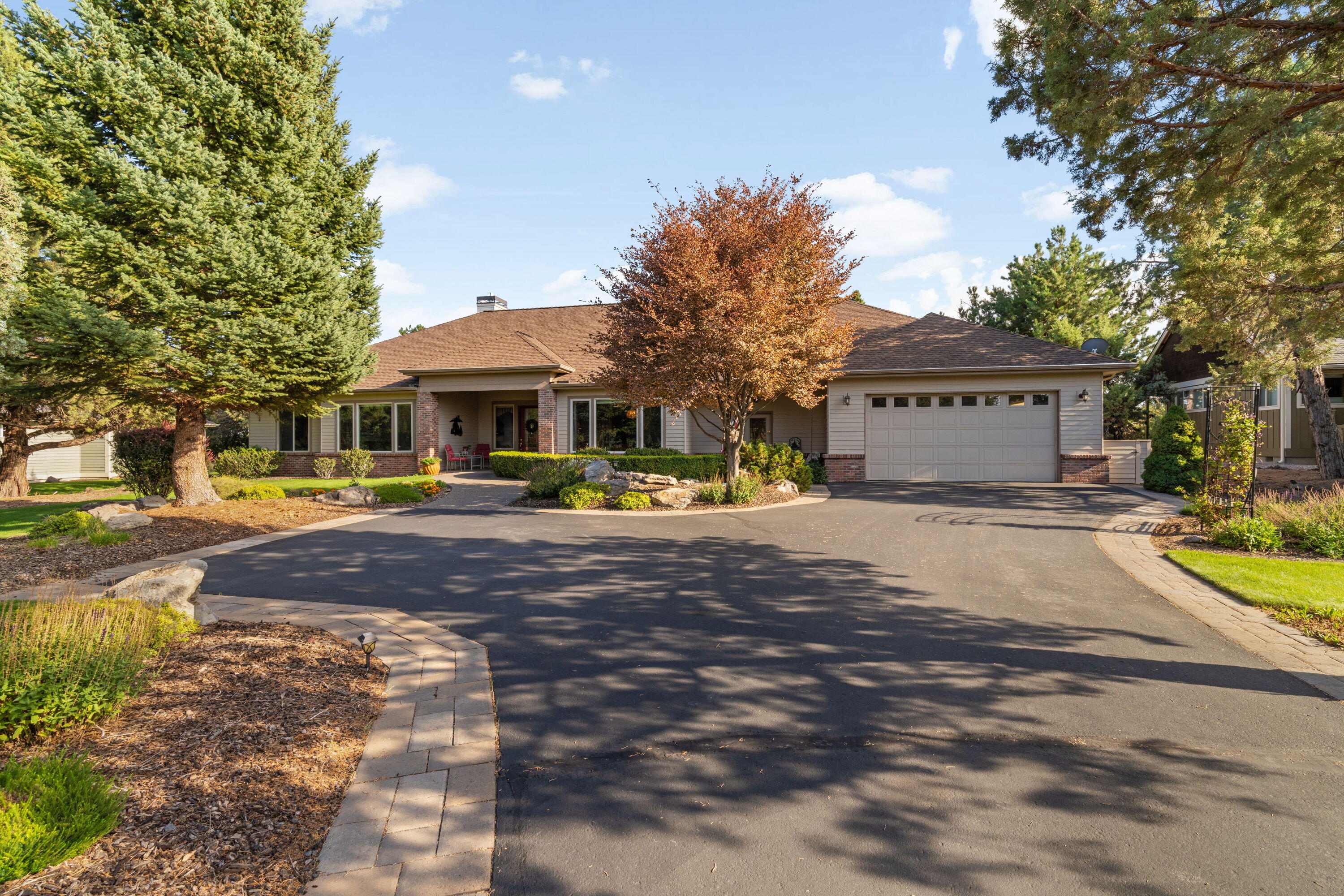 Eagle Crest - Residential