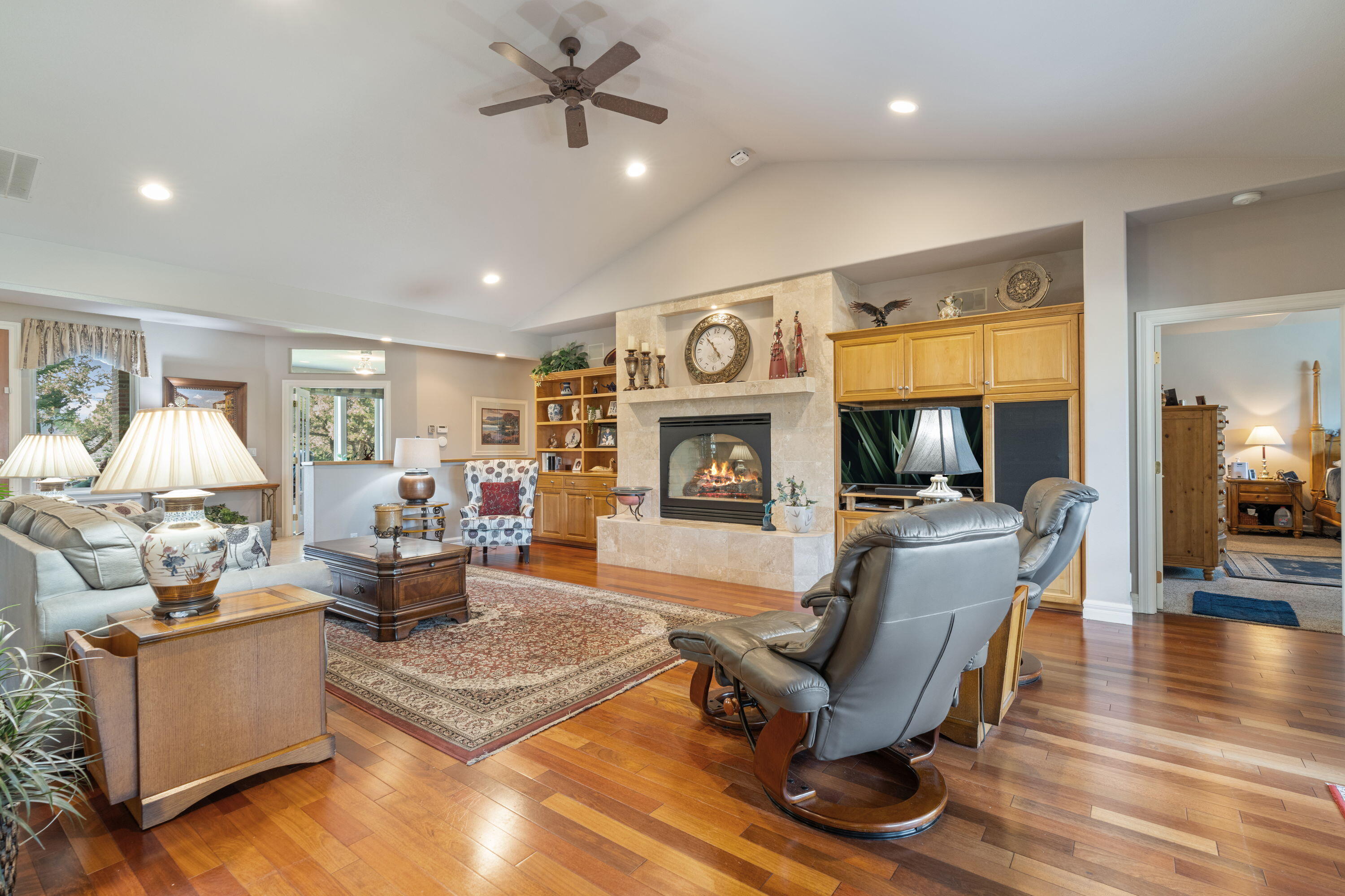 2338 Condor Drive