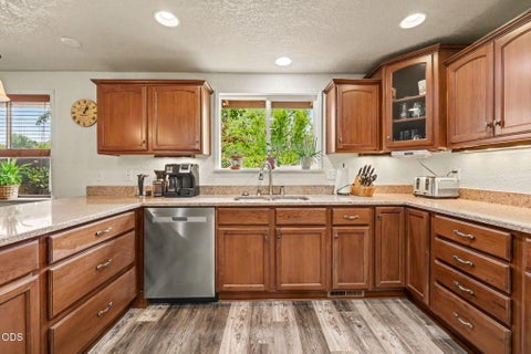 Tiny photo for 962 NE 11th Street, Grants Pass, OR 97526 (MLS # 220222594)