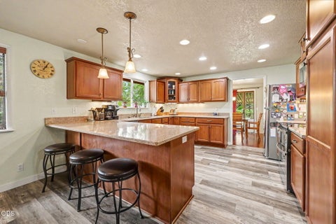 Tiny photo for 962 NE 11th Street, Grants Pass, OR 97526 (MLS # 220222594)