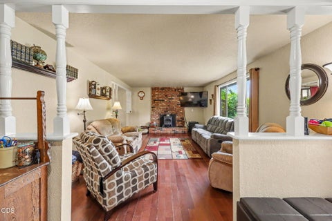 Tiny photo for 962 NE 11th Street, Grants Pass, OR 97526 (MLS # 220222594)