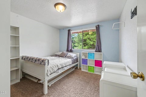 Tiny photo for 962 NE 11th Street, Grants Pass, OR 97526 (MLS # 220222594)