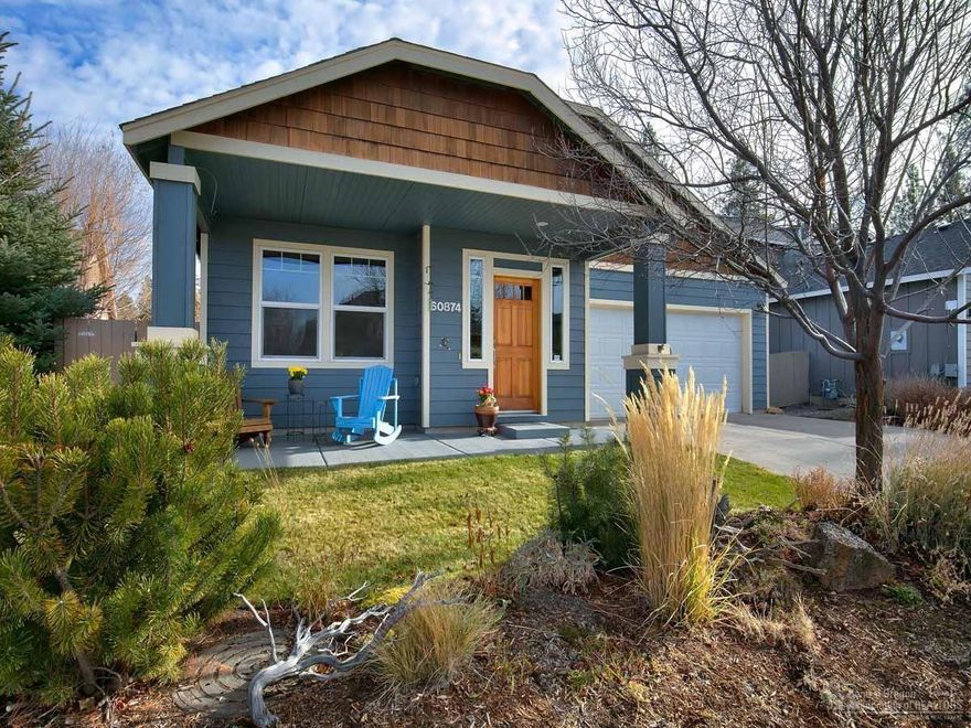 Charming single-level home in the highly desirable River Rim community in SW Bend. This well- maintained home features a gas fireplace in the living area, air-conditioning, energy efficient appliances, maple cabinets, hardwood floors, and a fenced back yard for children or pets. River Rim includes 40 acres of open space and common area and borders the Elk Reserve with walking trails along the Deschutes River. There is a 3-acre community park, a small commercial convenience zone and is close to Elk Meadow Elementary School. Make this house your next home sweet home.