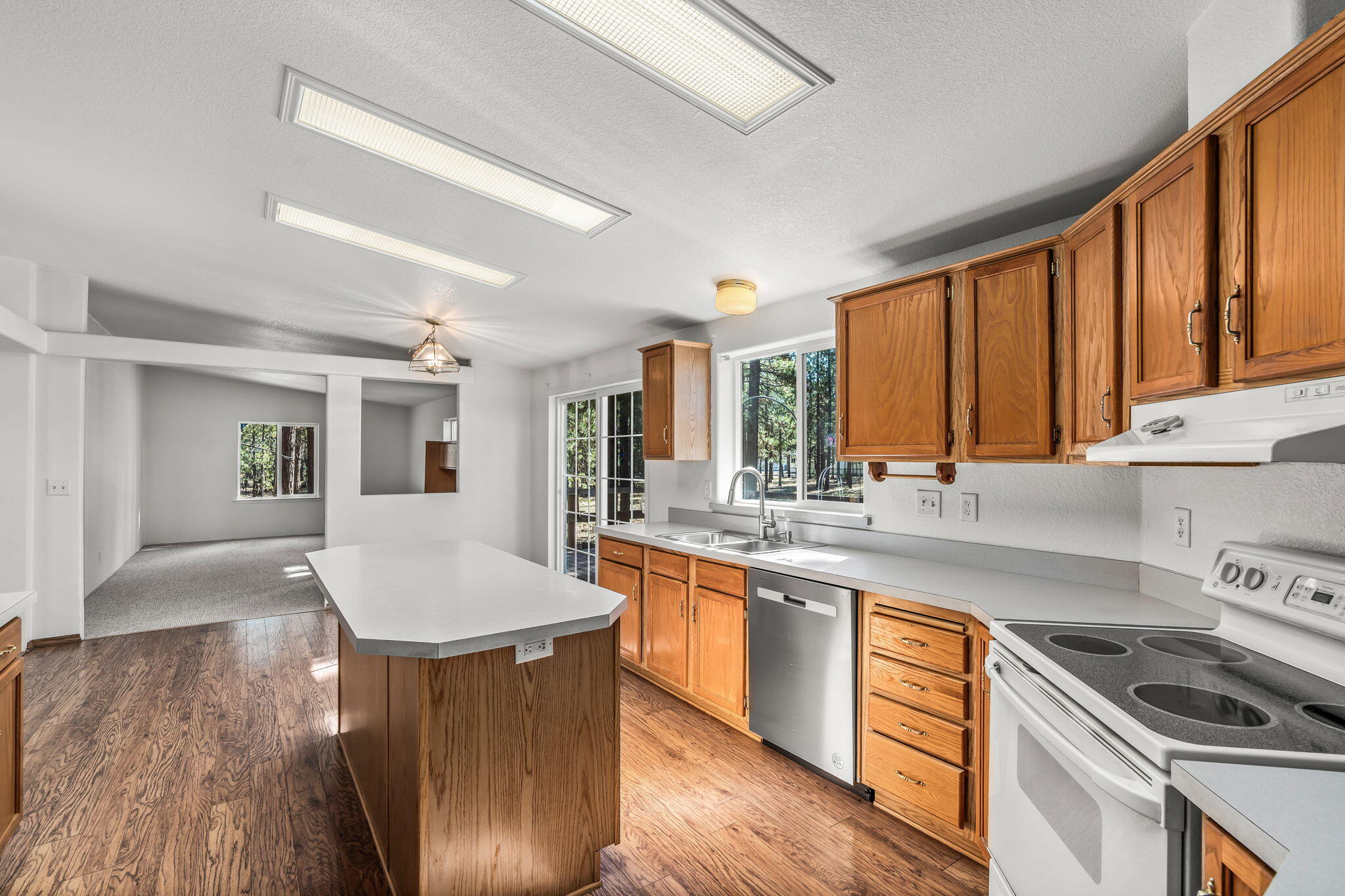 Ponderosa Pines - Residential