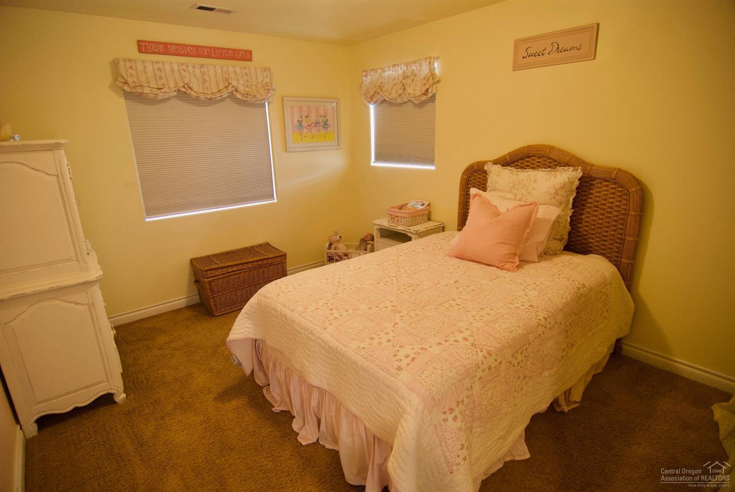 River Rim - Residential