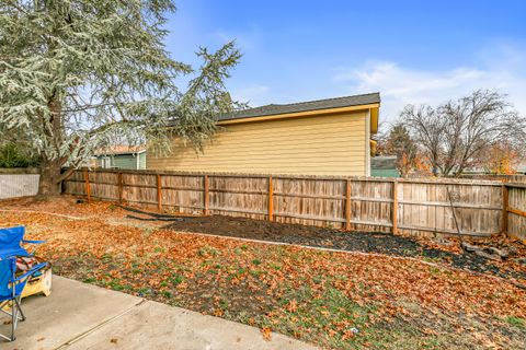 Tiny photo for 317 Highland Drive, Medford, OR 97504 (MLS # 220212491)