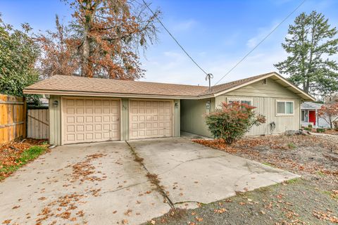 Tiny photo for 317 Highland Drive, Medford, OR 97504 (MLS # 220212491)