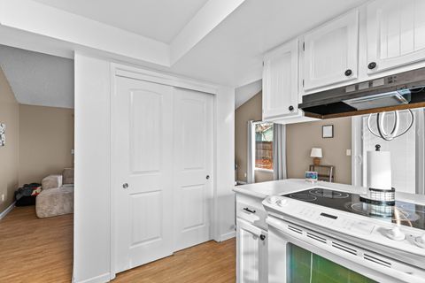 Tiny photo for 317 Highland Drive, Medford, OR 97504 (MLS # 220212491)