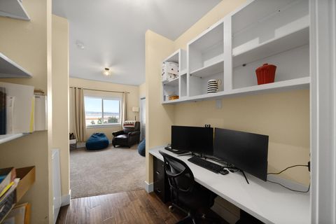 Tiny photo for 8933 NW Elizabeth Way, Prineville, OR 97754 (MLS # 220215726)