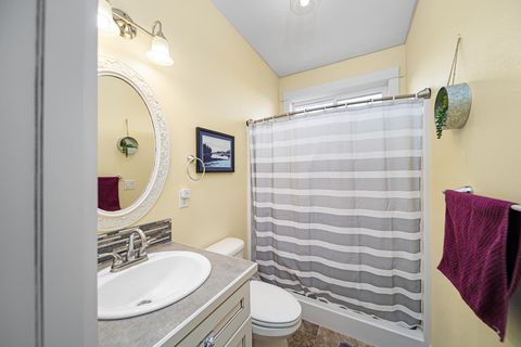 Tiny photo for 8933 NW Elizabeth Way, Prineville, OR 97754 (MLS # 220215726)