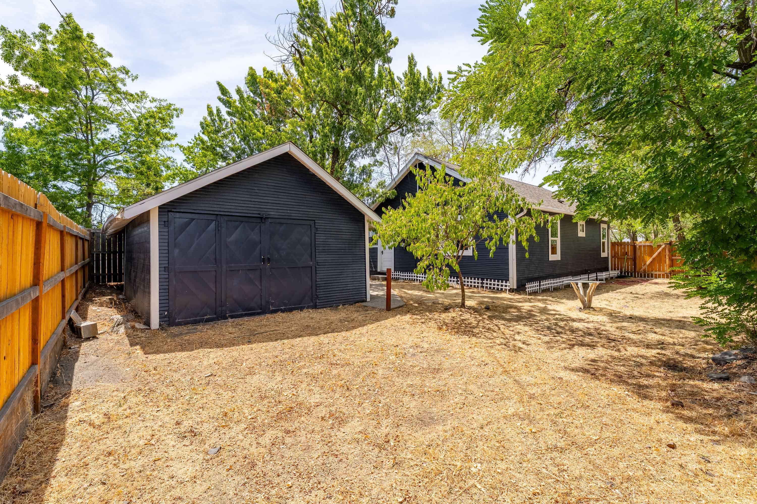 Berryvale Addition To Medford - Residential