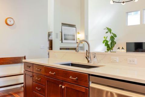 Tiny photo for 61059 Snowberry Place, Bend, OR 97702 (MLS # 220216936)