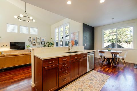 Tiny photo for 61059 Snowberry Place, Bend, OR 97702 (MLS # 220216936)